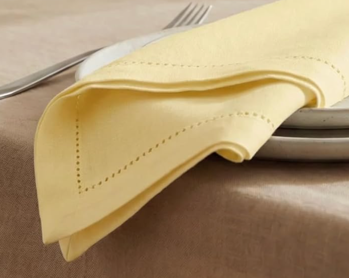 Color Napkin Embroidered Letter - size 18x18"